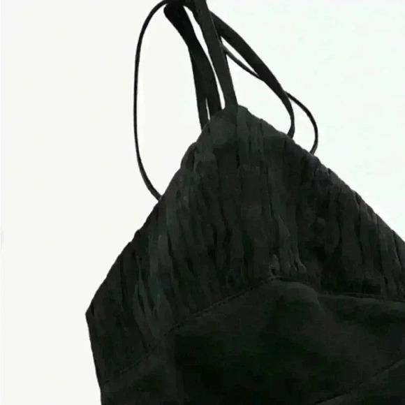 Zara Black Spaghetti Tie Strap Shorts Romper V-neck Jumpsuit Silky Velvet size L - Picture 6 of 10